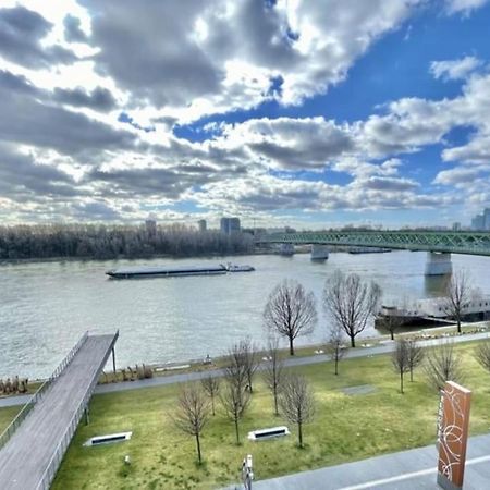Eurovea Cozy Studio Leilighet Bratislava Eksteriør bilde